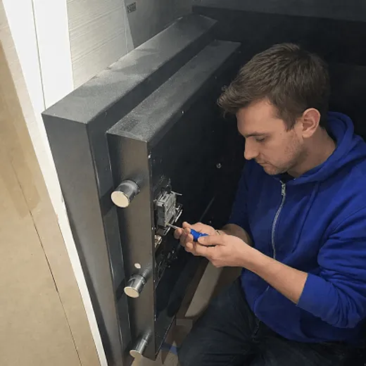 Safe Installation in Redditch