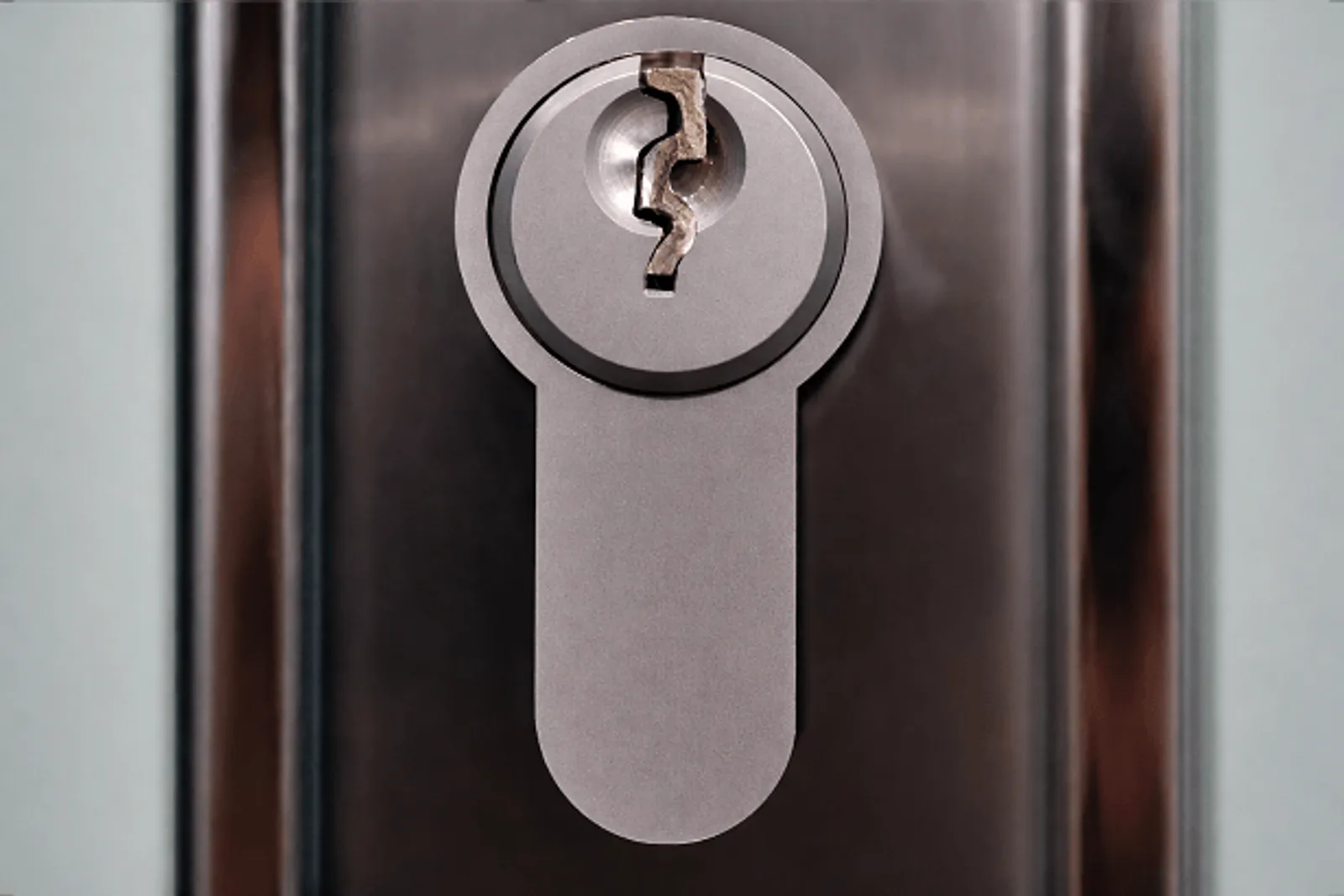 Broken Key Removal in Redditch